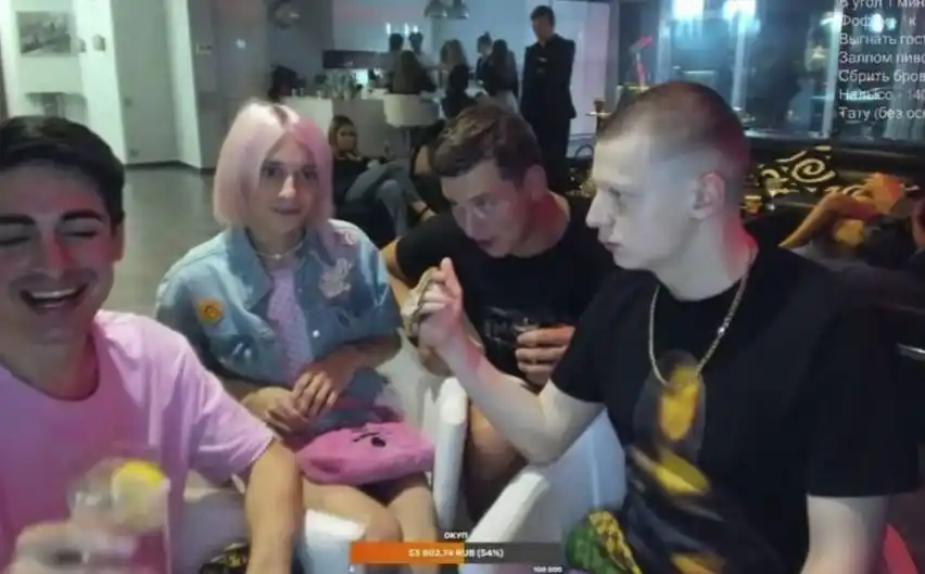 Mellstroy news – streamer posing in a luxury car with cash lifestyle vibes