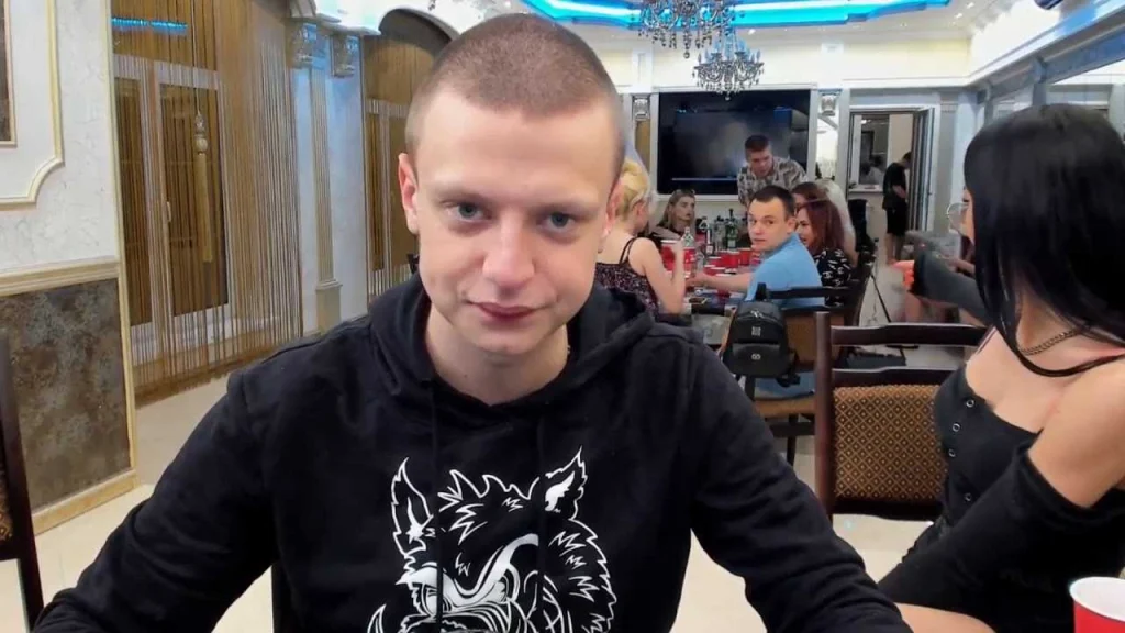 Mellstroy posing in black hoodie at event